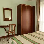 Hotel Astoria 3*