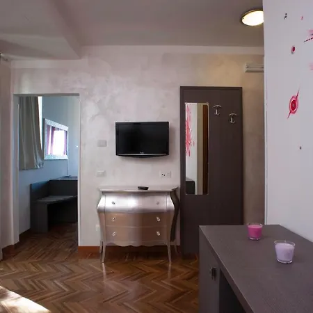 Astoria Hotel 3*
