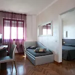 Astoria Hotel 3*