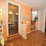 Astoria 3*
