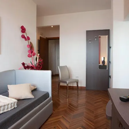 Astoria 3*