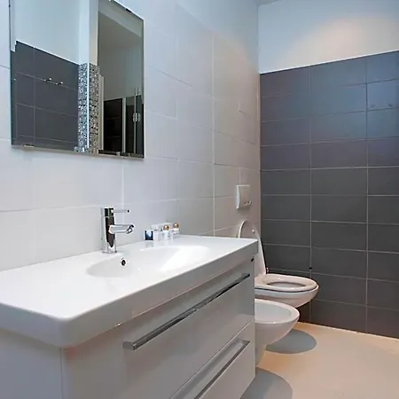Astoria 3*